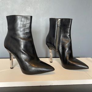 Micheal Kors leather boot heels